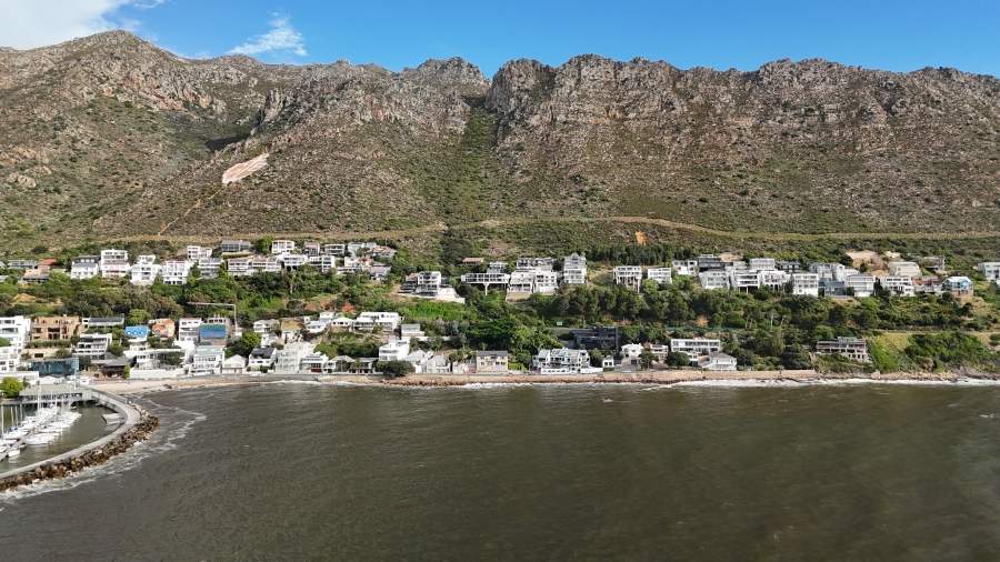 6 Bedroom Property for Sale in Gordons Bay Village Western Cape